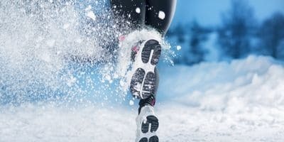 Esercizio fisico in inverno per mantenersi in forma: consigli e benefici